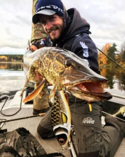 Strike Pro Trueglide Guppie 13,5cm 120g -Angeln Geschäft 29 EG208 TR001r 3